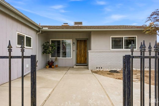 1309 Shattuck Avenue, Bakersfield, CA 93305