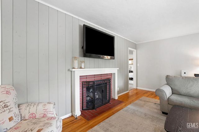 1309 Shattuck Avenue, Bakersfield, CA 93305