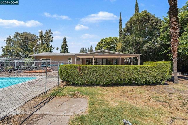 1831 Alray Dr, Concord, CA 94519