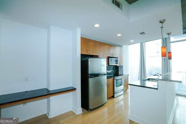 44 Peachtree Place NW 729, Atlanta, GA 30309
