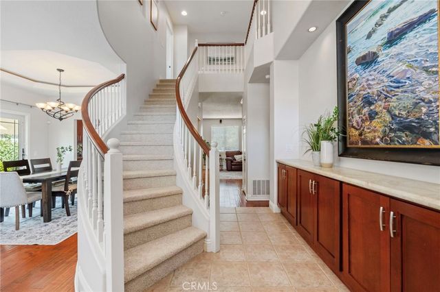 38 Sunny Slope, Rancho Santa Margarita, CA 92688