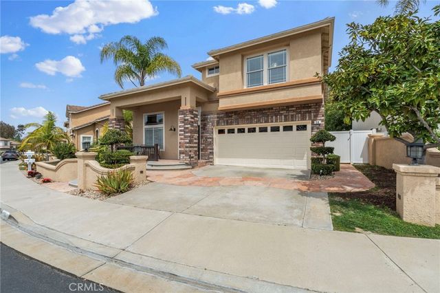 38 Sunny Slope, Rancho Santa Margarita, CA 92688