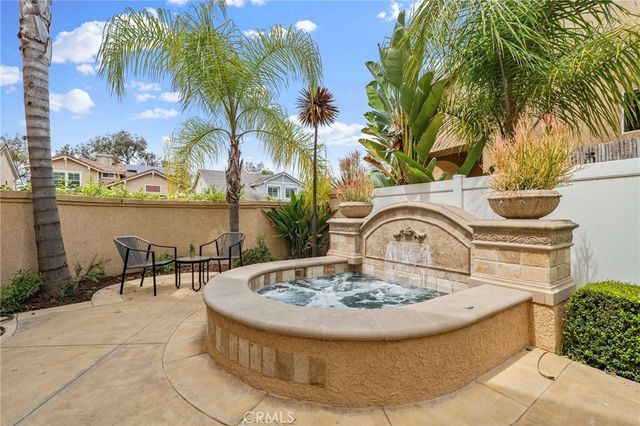 38 Sunny Slope, Rancho Santa Margarita, CA 92688