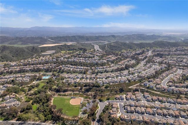 38 Sunny Slope, Rancho Santa Margarita, CA 92688