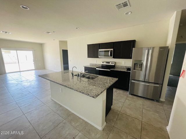 35433 W SAN ALVAREZ Avenue, Maricopa, AZ 85138