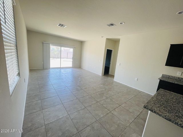 35433 W SAN ALVAREZ Avenue, Maricopa, AZ 85138