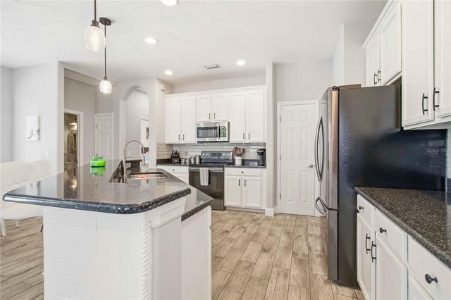 7614 DOUBLE PINE DRIVE, Sarasota, FL 34240