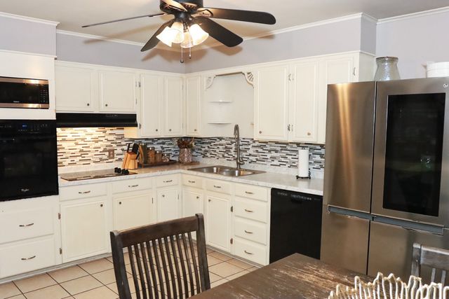 9018 Hilton Drive, Shreveport, LA 71118