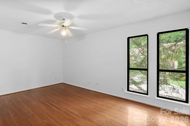 304 Birch Forest Lane, Asheville, NC 28803