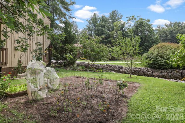 304 Birch Forest Lane, Asheville, NC 28803