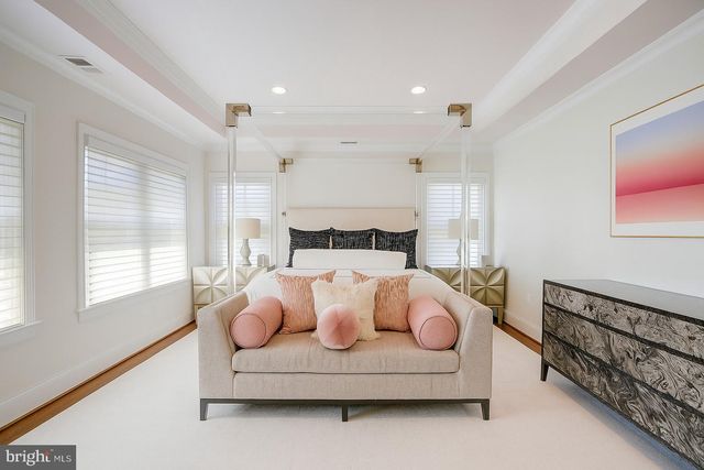 4548 WINDSOR LN, Bethesda, MD 20814