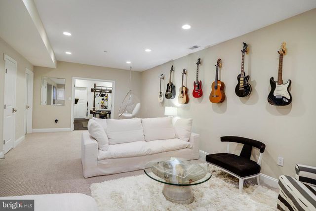 4548 WINDSOR LN, Bethesda, MD 20814