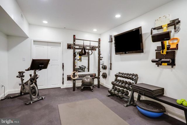 4548 WINDSOR LN, Bethesda, MD 20814