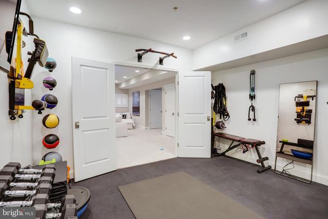 4548 WINDSOR LN, Bethesda, MD 20814