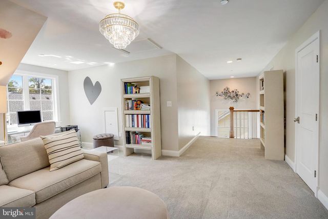 4548 WINDSOR LN, Bethesda, MD 20814