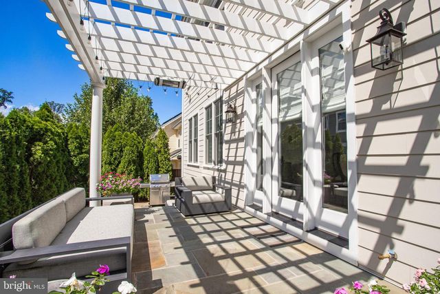 4548 WINDSOR LN, Bethesda, MD 20814