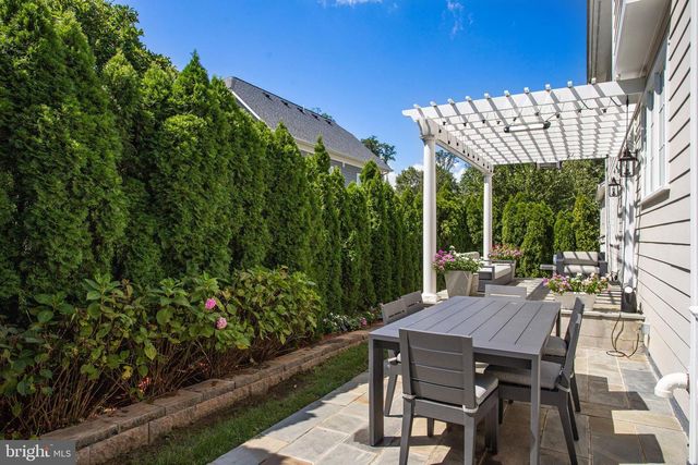 4548 WINDSOR LN, Bethesda, MD 20814