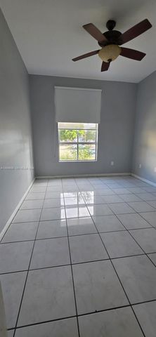 7420 W 20th Ave 154, Hialeah, FL 33016