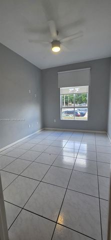 7420 W 20th Ave 154, Hialeah, FL 33016