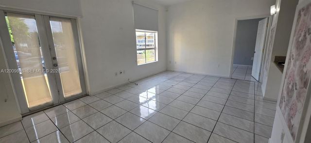 7420 W 20th Ave 154, Hialeah, FL 33016