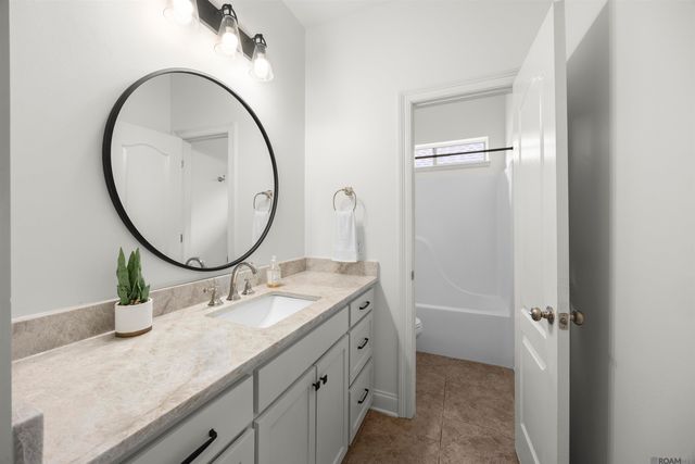 41133 Clearwater Ave, Gonzales, LA 70737