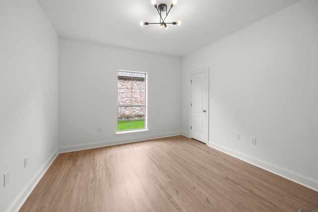 41133 Clearwater Ave, Gonzales, LA 70737