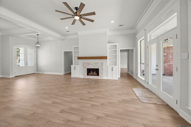 41133 Clearwater Ave, Gonzales, LA 70737
