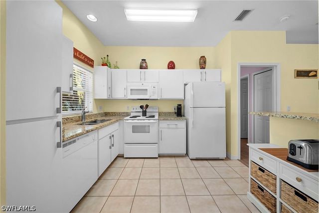 10720 San Tropez CIR, Estero, FL 33928