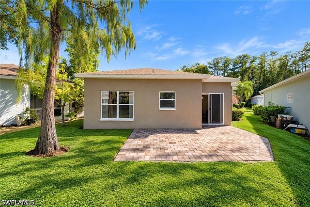 10720 San Tropez CIR, Estero, FL 33928