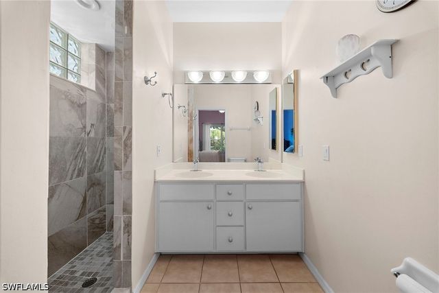 10720 San Tropez CIR, Estero, FL 33928