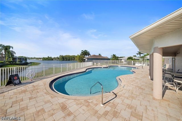 10720 San Tropez CIR, Estero, FL 33928