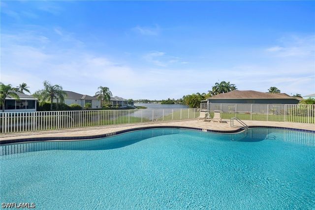 10720 San Tropez CIR, Estero, FL 33928