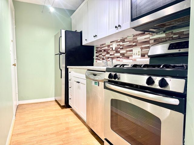 36 Main St 26, North Reading, MA 01864