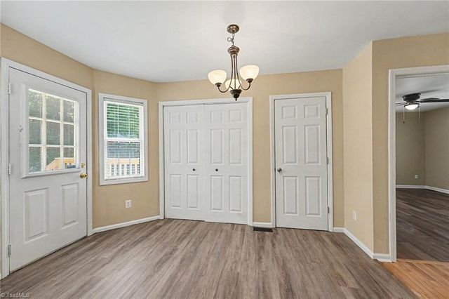 388 Meadow Lark Lane, Thomasville, NC 27360