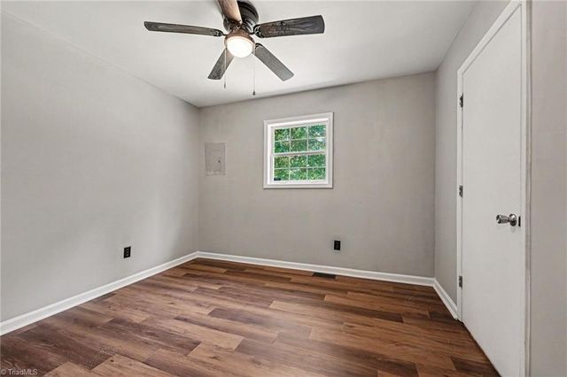 388 Meadow Lark Lane, Thomasville, NC 27360