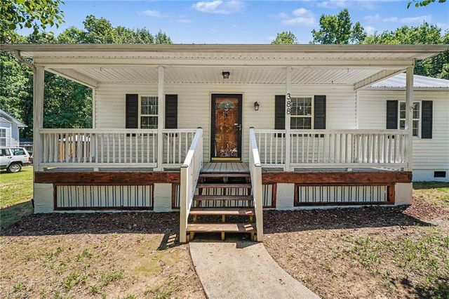 388 Meadow Lark Lane, Thomasville, NC 27360