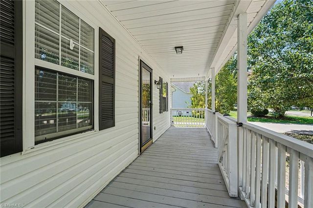388 Meadow Lark Lane, Thomasville, NC 27360