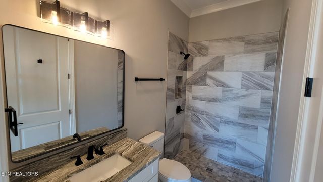 5208 Aspen Ave, Morristown, TN 37813