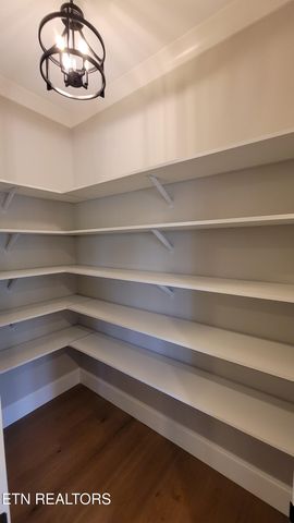 5208 Aspen Ave, Morristown, TN 37813