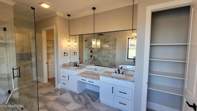 5208 Aspen Ave, Morristown, TN 37813