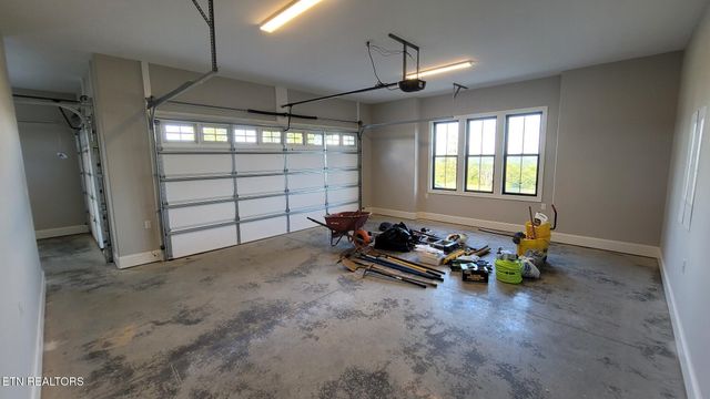 5208 Aspen Ave, Morristown, TN 37813