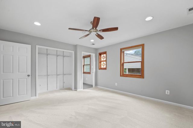 7609 BURNSIDE CT, Falls Church, VA 22043