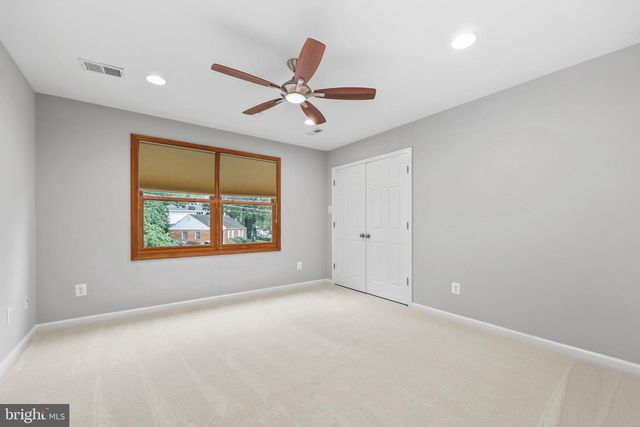 7609 BURNSIDE CT, Falls Church, VA 22043