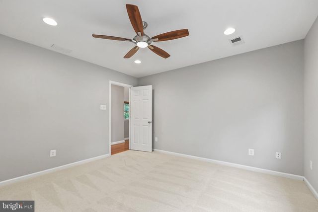 7609 BURNSIDE CT, Falls Church, VA 22043