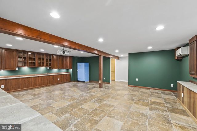 7609 BURNSIDE CT, Falls Church, VA 22043