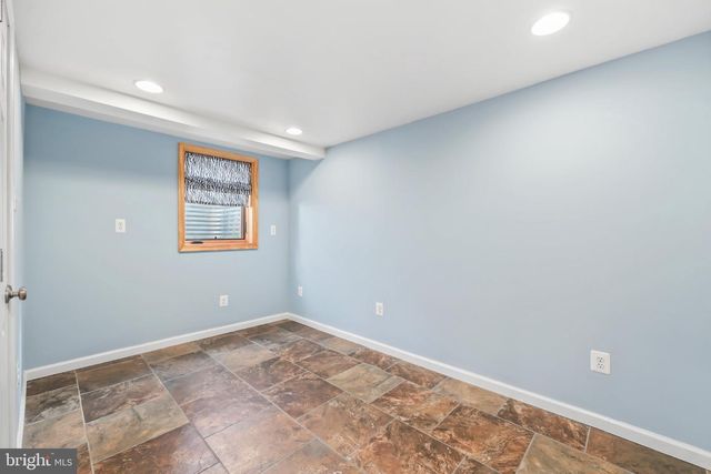 7609 BURNSIDE CT, Falls Church, VA 22043