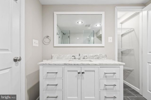 7609 BURNSIDE CT, Falls Church, VA 22043