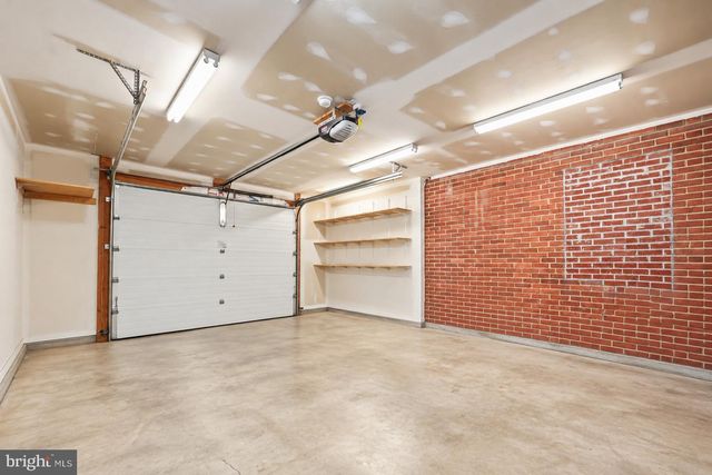 7609 BURNSIDE CT, Falls Church, VA 22043