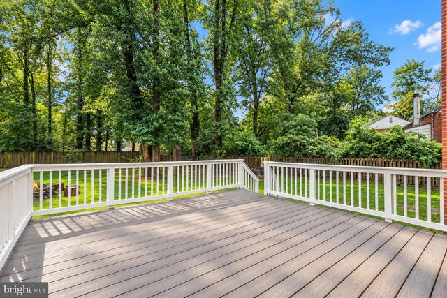 7609 BURNSIDE CT, Falls Church, VA 22043
