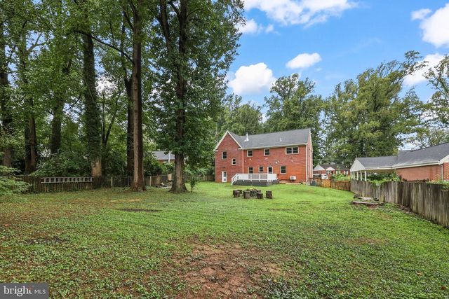 7609 BURNSIDE CT, Falls Church, VA 22043
